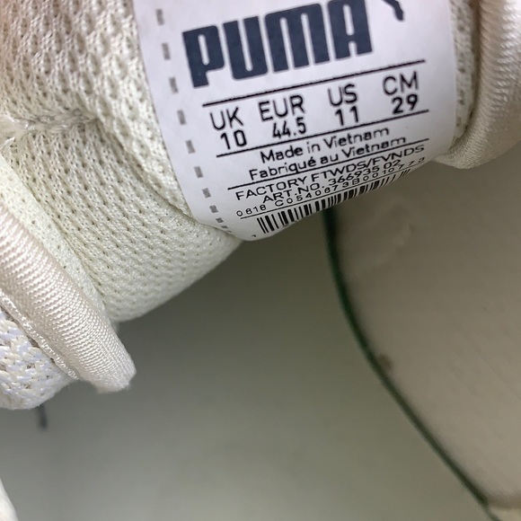 Puma - Picture 4 of 4